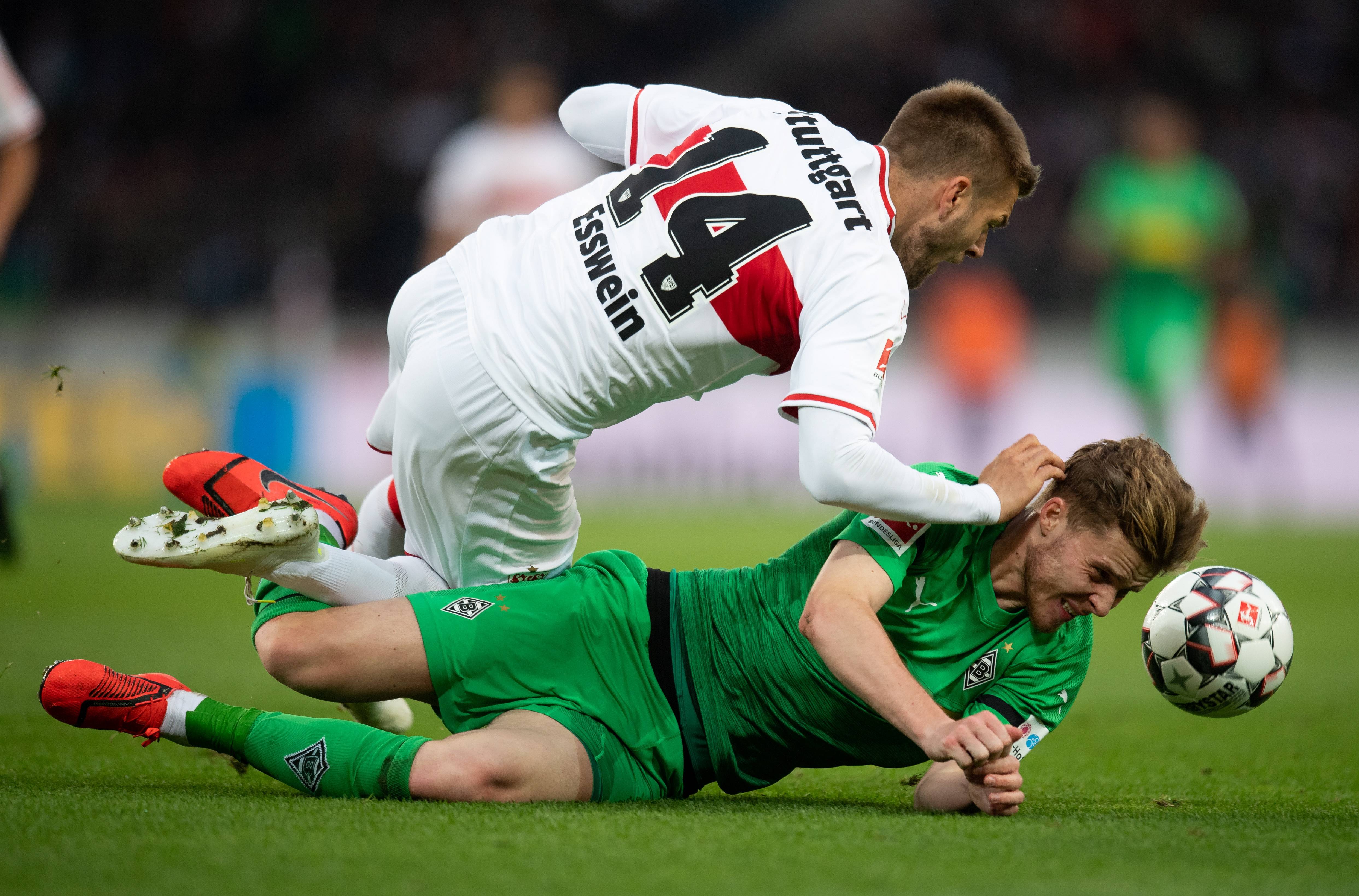 包含罗马主场不敌尤文图斯，遗憾败北在家门口的词条