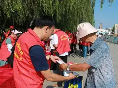 关于老鹰队球员为慈善机构献出爱心助力公益的信息